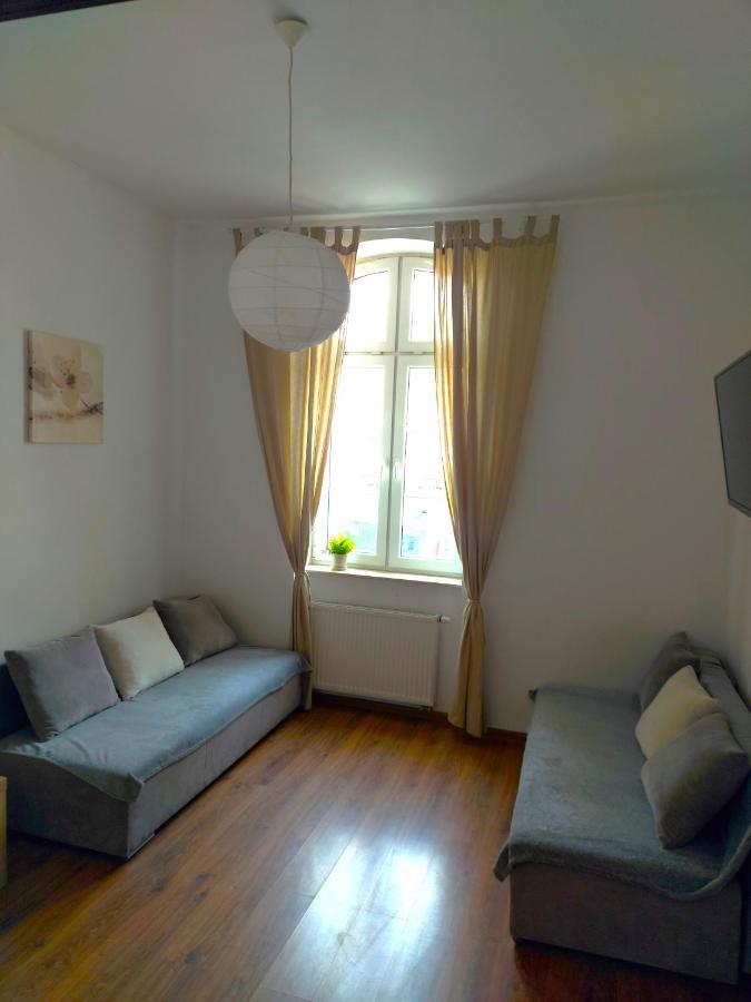Apartament Parkowy ケントシン エクステリア 写真