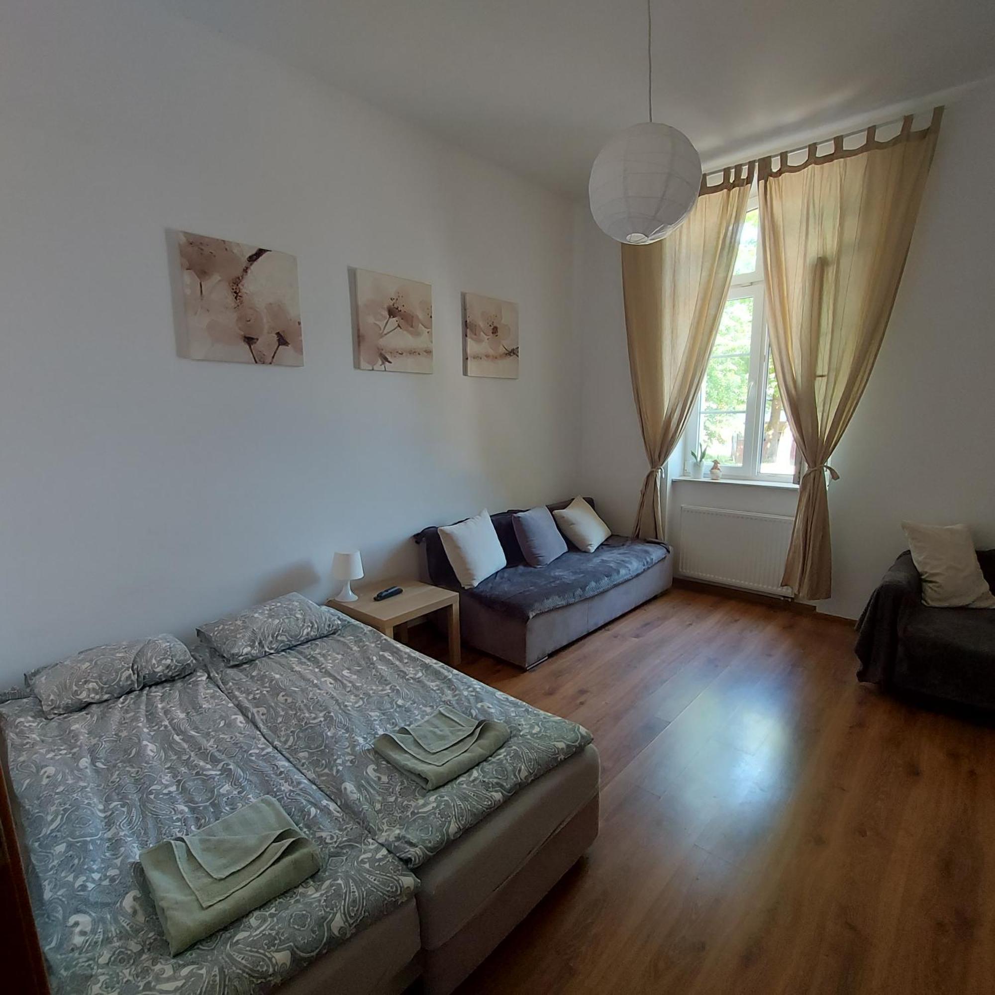 Apartament Parkowy ケントシン エクステリア 写真