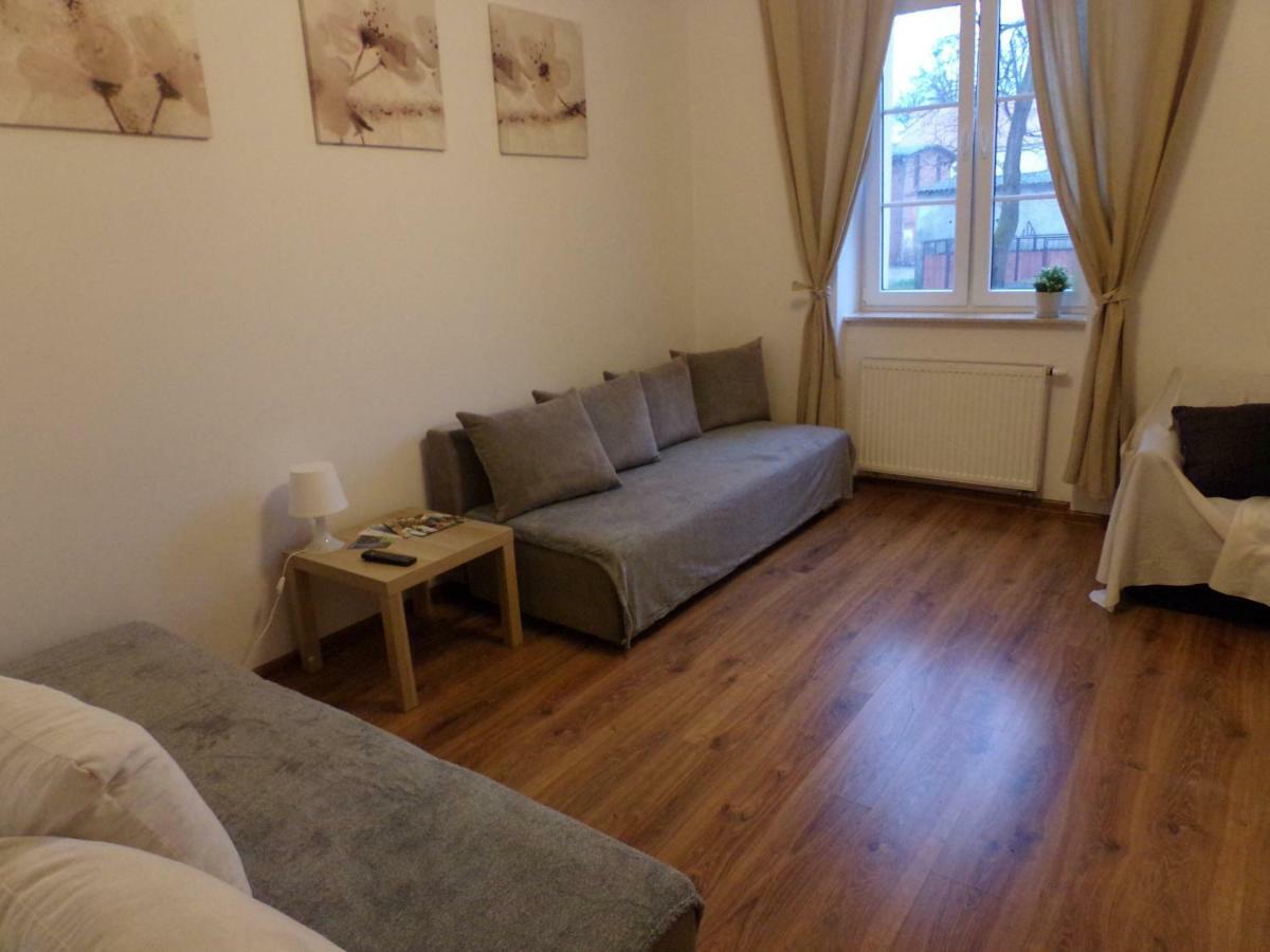 Apartament Parkowy ケントシン エクステリア 写真