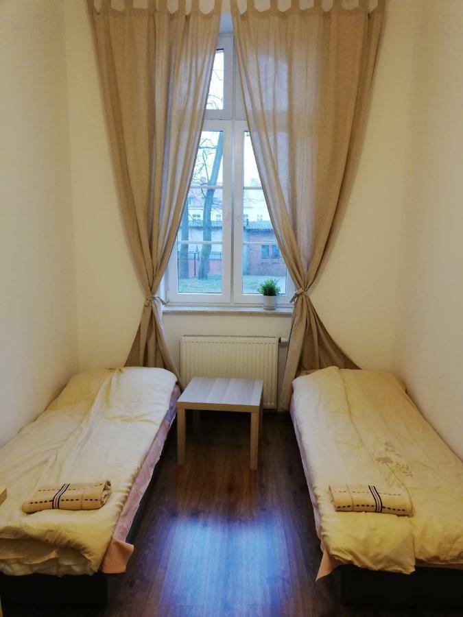 Apartament Parkowy ケントシン エクステリア 写真